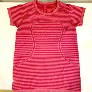 Lululemon Swiftly Tech Short Sleeve Shirt
